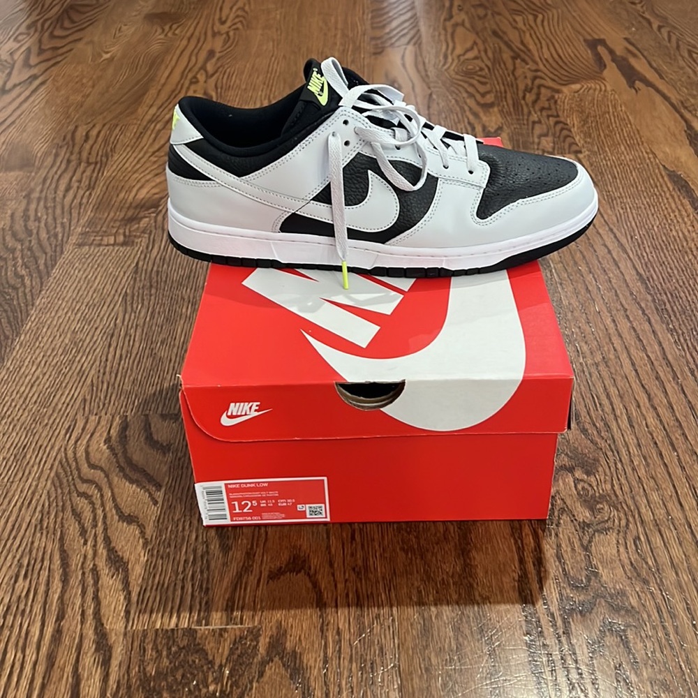 Nike Dunk Low Grey Panda Volt